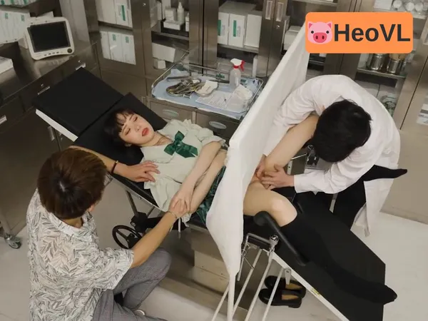 gay vn sex Gặp bác sĩ nam biến thái khi cho vợ đi khám phụ khoa